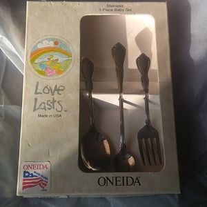 Oneida stainless baby set